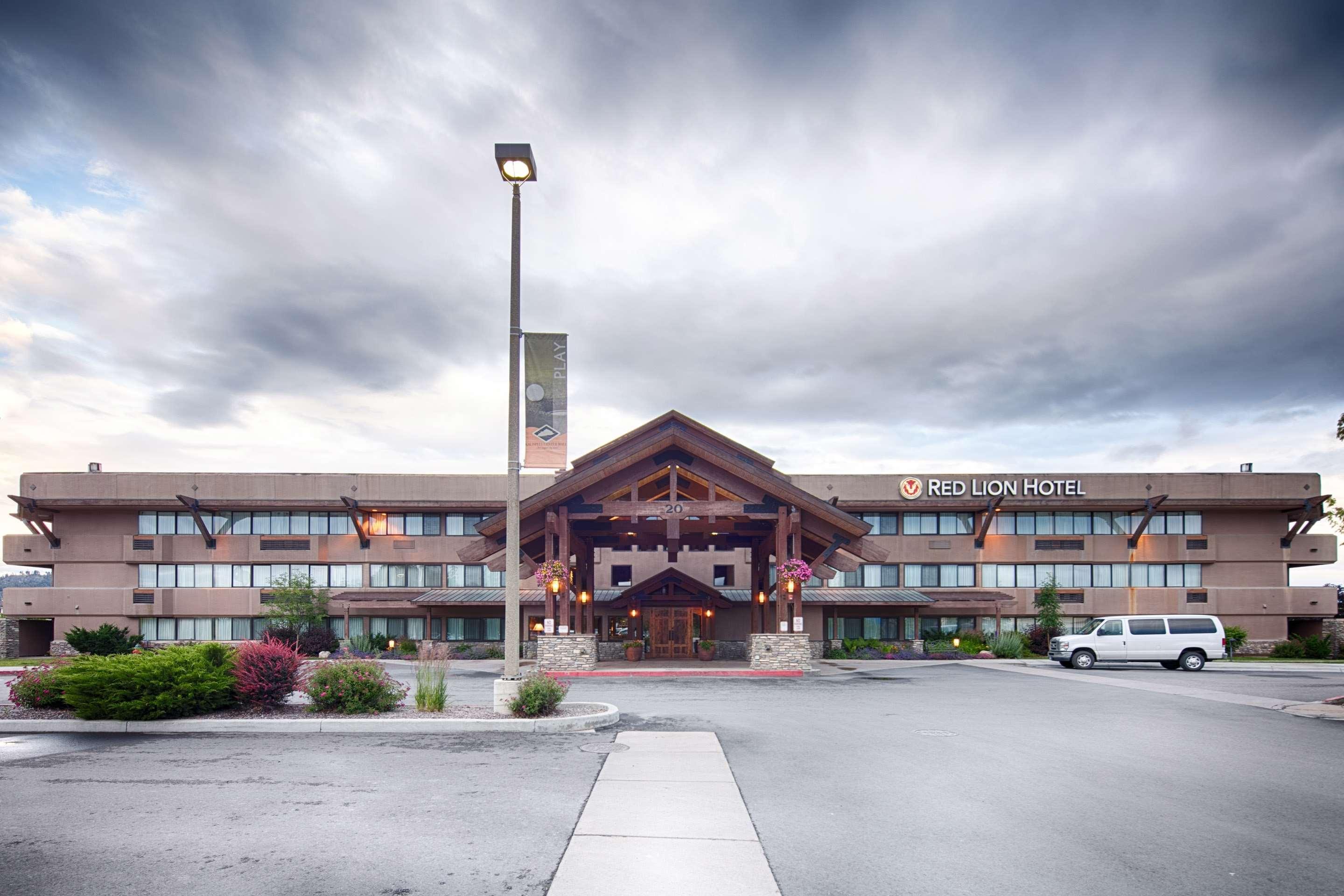 Red Lion Hotel Kalispell Buitenkant foto